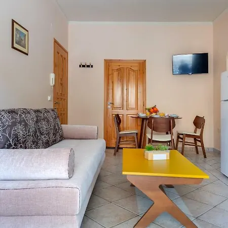 Katerina's Cozy Mountain View Apartment