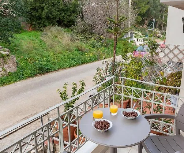 Katerina's Cozy Mountain View Апартаменты